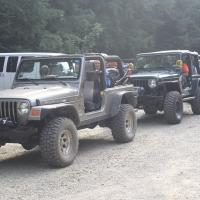 Jeep Jamboree Club members, ready to climb!